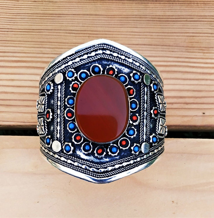 Rajhastani Nauratan Silver Cuff: Aqeeq, Turquoise, Tribal Bracelet