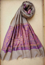 Handwoven Pure Cashmere Scarf: Kani Gold Border Pashmina Shawl