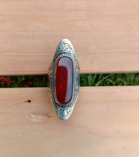Aqeeq Agate Saddle Ring: Afghan Wirework Silver Ring, Size 9