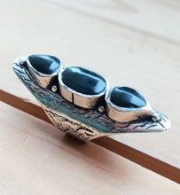 Black Aqeeq Stone Ring: Afghan Silver Wirework Saddle Ring, Size 7