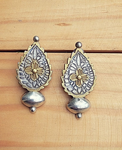 Tribal Indian Earrings: Gold Tone Engraved Boho Jewelry