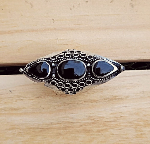 Afghan Aqeeq Stone Ring: Vintage Silver Wirework, Size 8