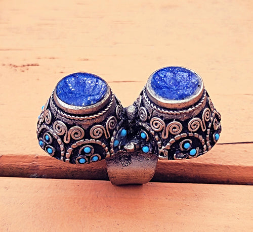 FREE Shipping Vintage Lapis ring.Tribal Ethnic Jewelry.Yemeni Bedouin Ring. Stone Ring.Lapis Lazuli Stone Ring. Statement Ring.Afghan rings