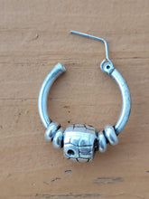 Gilit Silver Boho Hoop Earrings: Tribal Henna Design