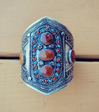 Vintage Turkmen Aqeeq Cuff Bracelet – Afghan Kuchi Jewelry