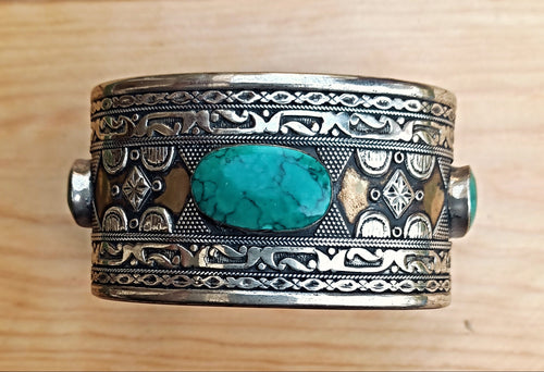 Tuareg Turquoise cuff bracelet- Tribal afghan jewelry- Vintage jewelry- Ethnic tribe jewelry- Turquoise stone- Stone jewelry- boho jewelry