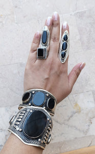 Afghan Cuff bracelet- Boho bracelet- Aqeeq jewelry- Tribal aqeeq bracelet- Aqeeq bracelet- Gypsy bracelet- Ethnic afghan bracelet